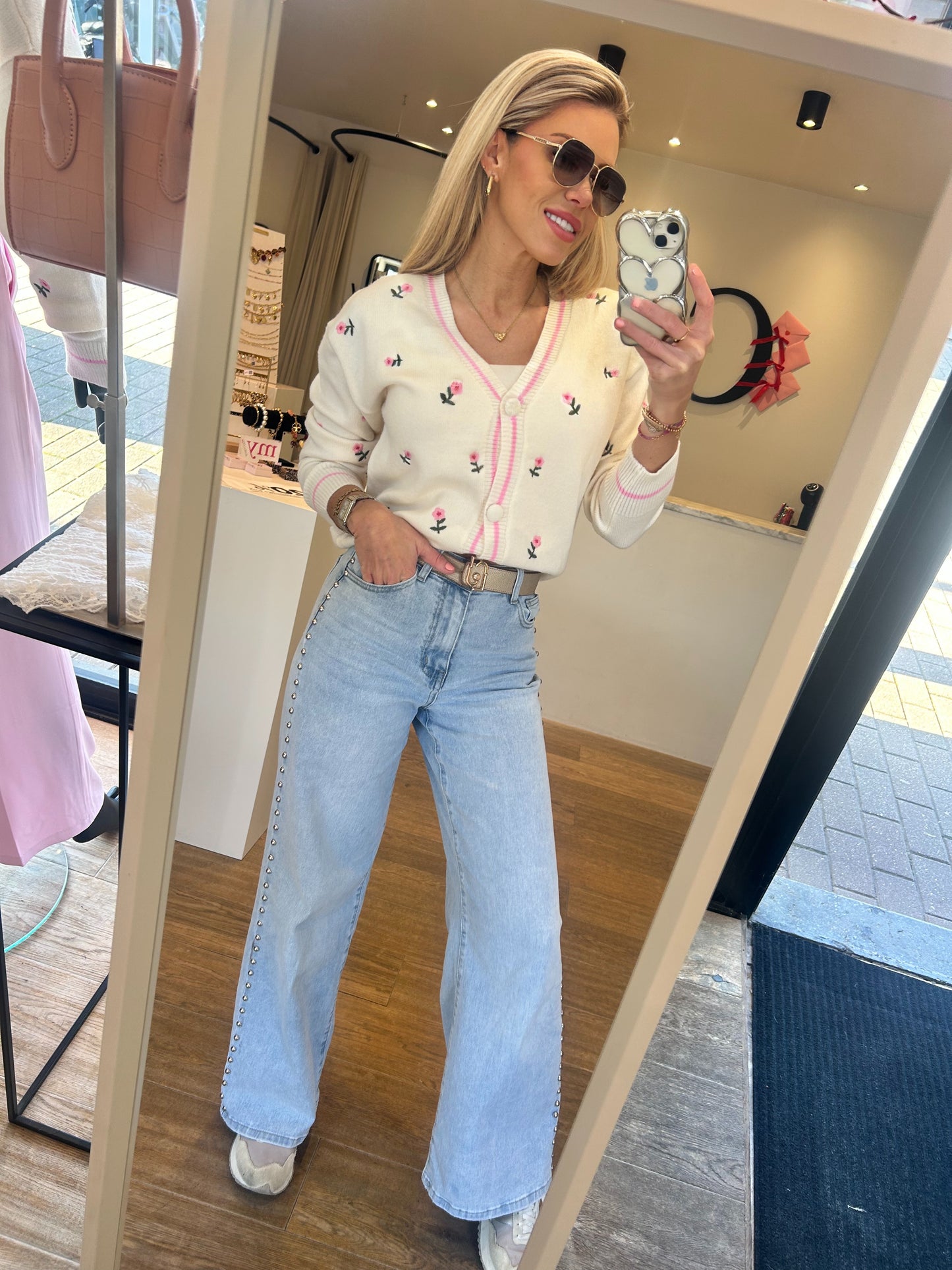 Wide Jeans met studs