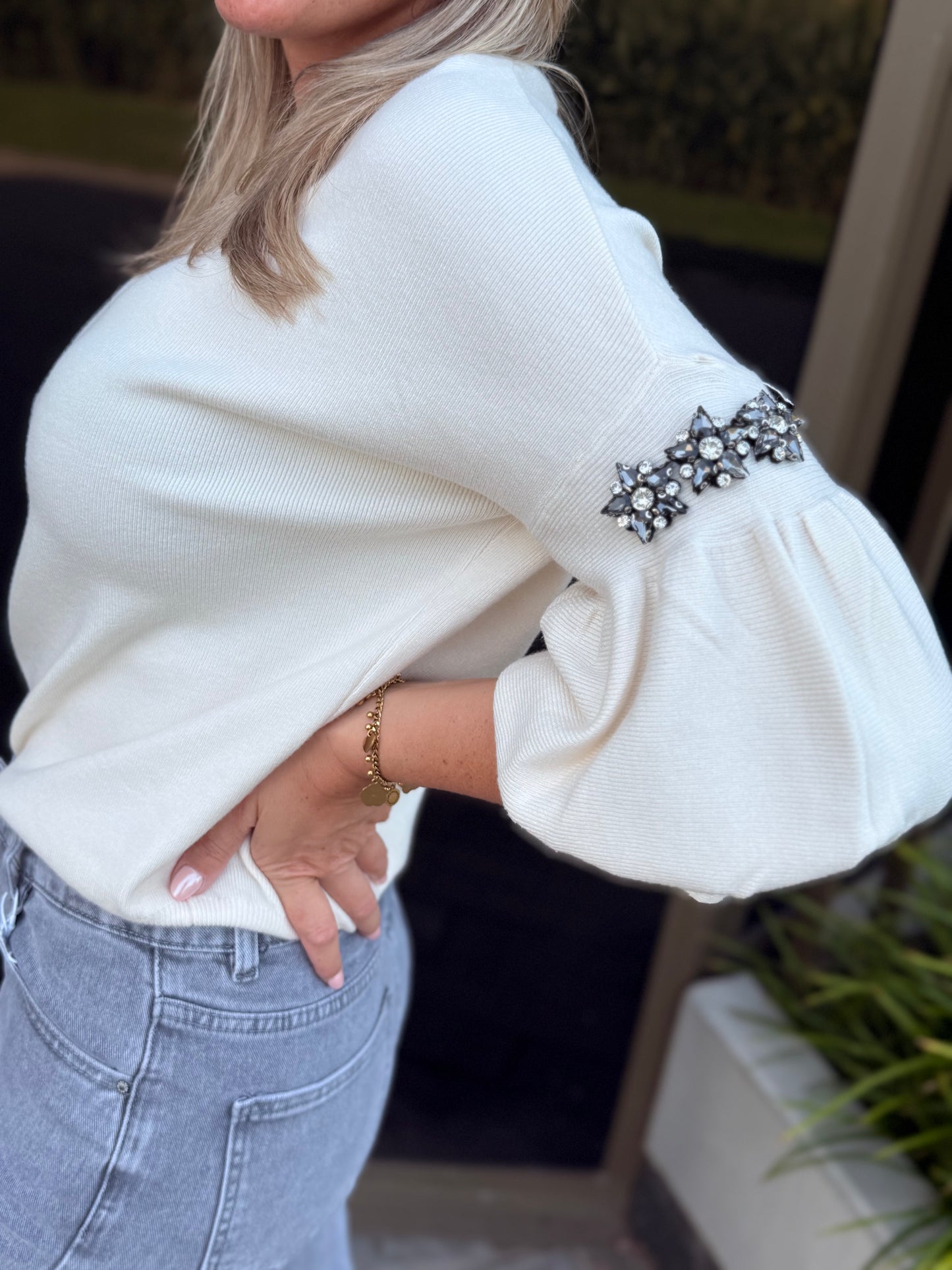 Sweater driekwart pofmouw met Strass detail