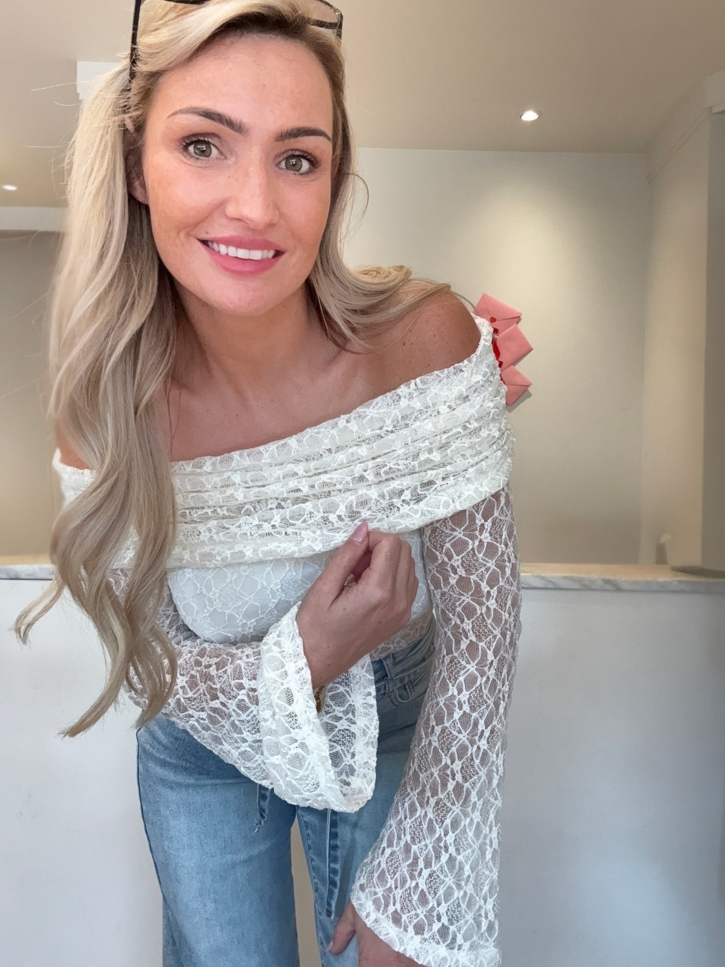Off shoulder top zacht geel