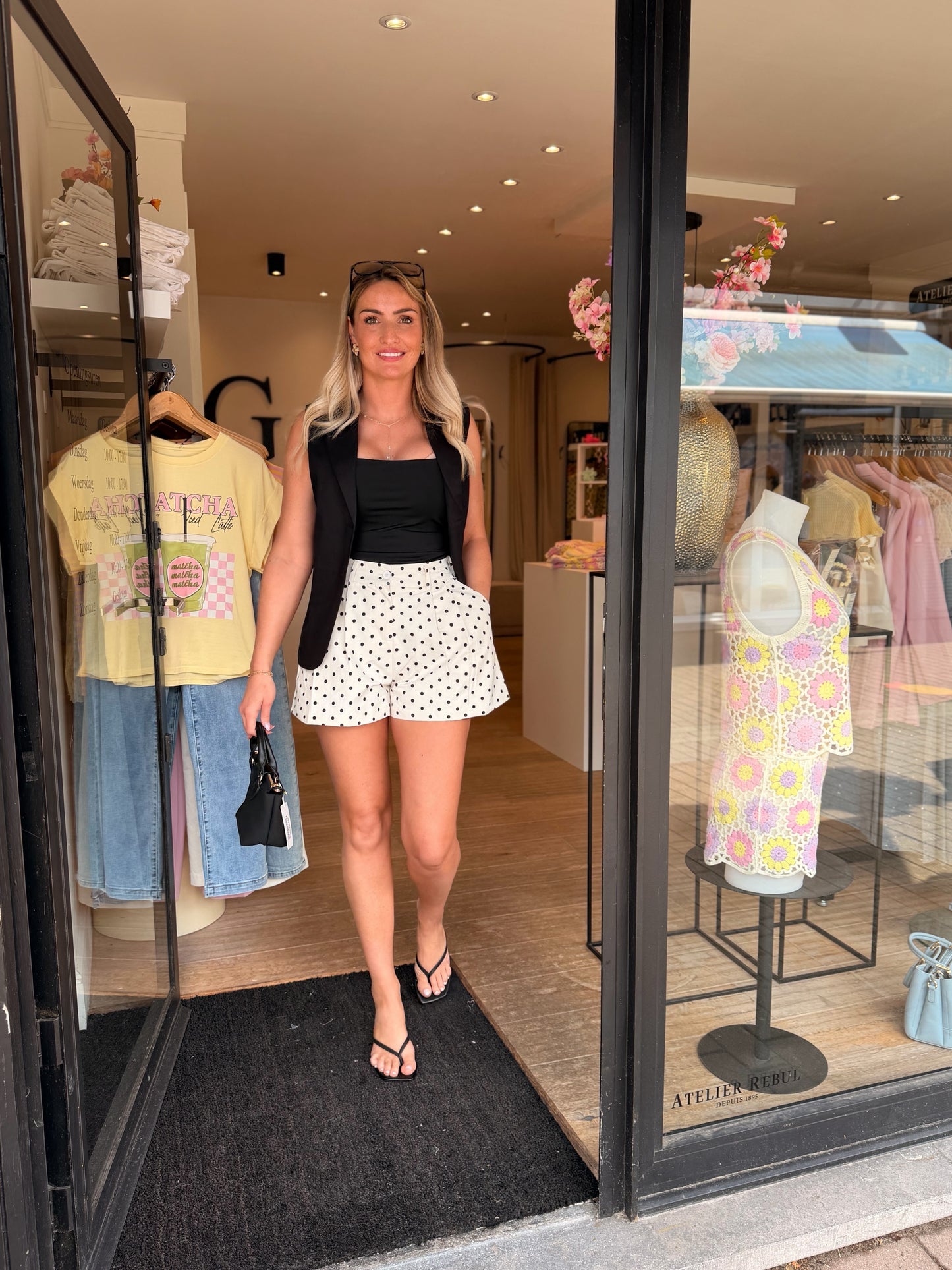 Polka dot short