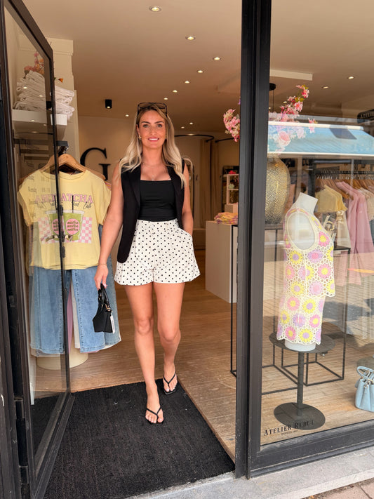 Polka dot short