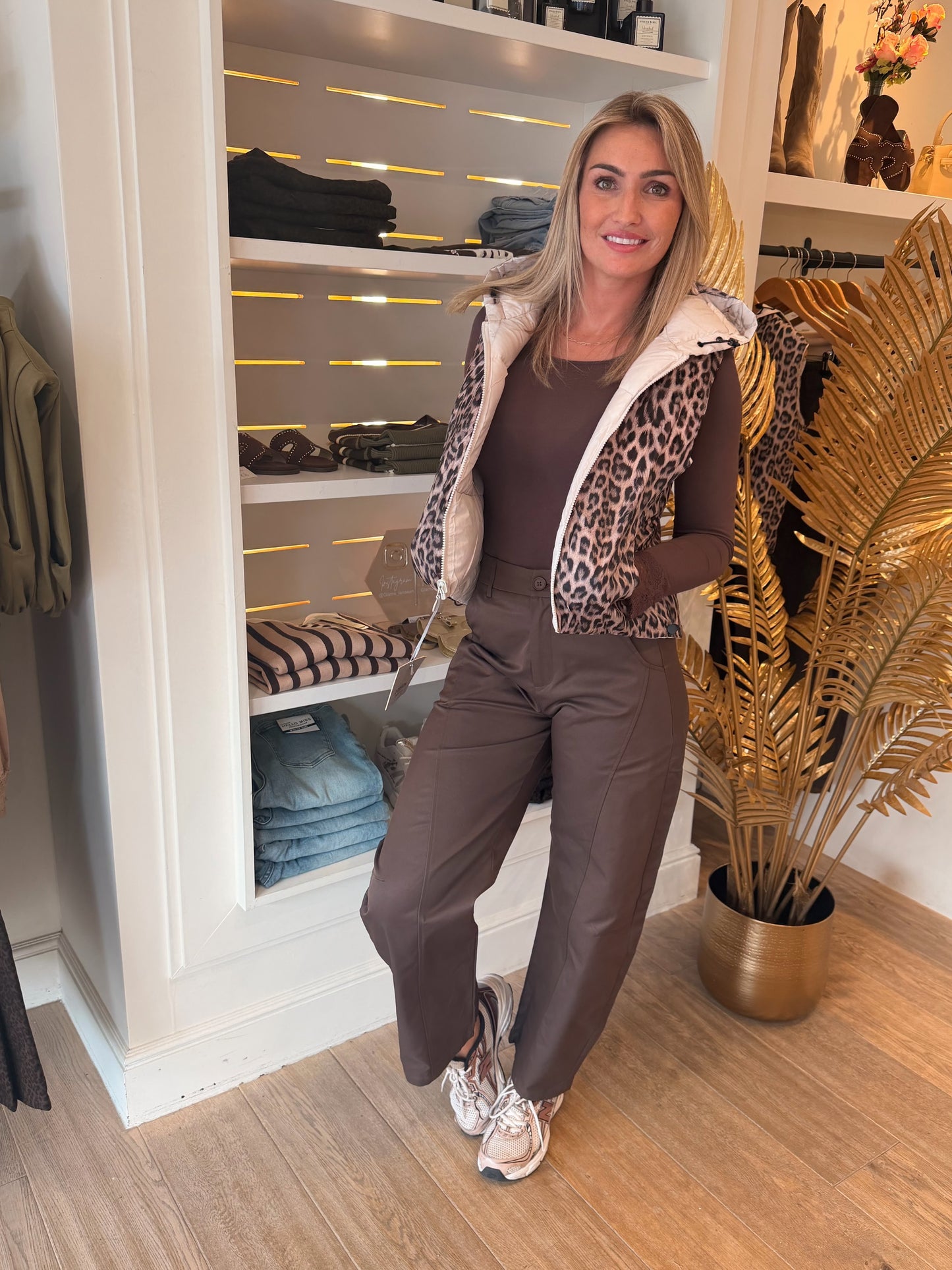 Bodywarmer met een reversible panterlook